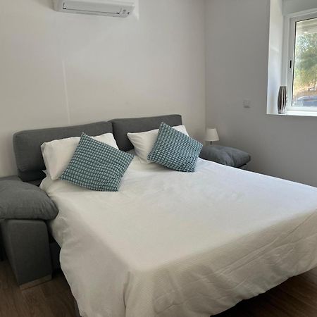 Vacation Apartment - Central Портиман Екстериор снимка